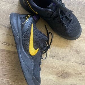 Nike Kids Black and Yellow Sneakers